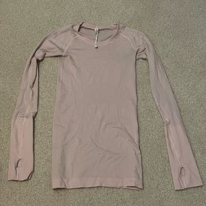 Lululemon women’s pink swiftly tech long sleeve shirt
